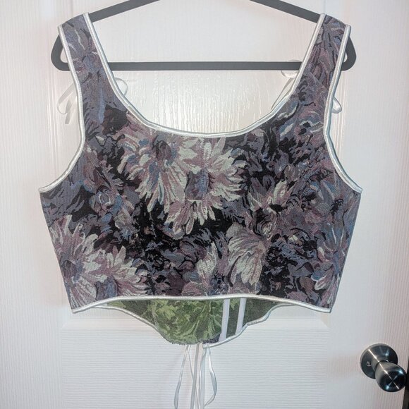 NWT Scarlet Darkness Renaissance Corset, 3X - Picture 2 of 3